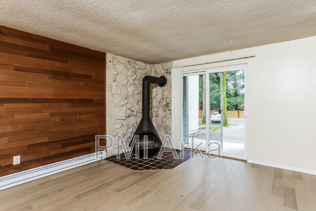 Foto del edificio - 14404 NE 31st St