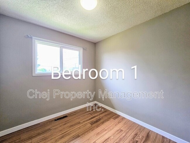 Building Photo - 8007-128A 128a Ave NW