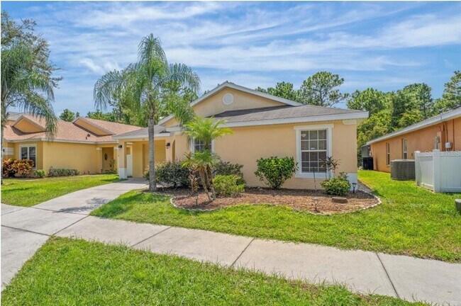 Building Photo - 131 Sandy Ridge Dr