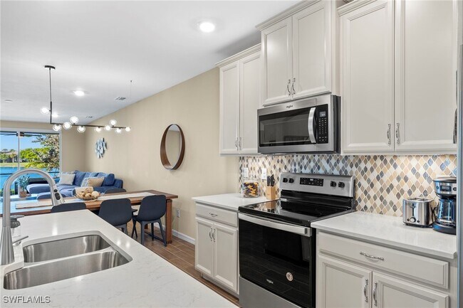 Foto del edificio - 14644 Edgewater Cir