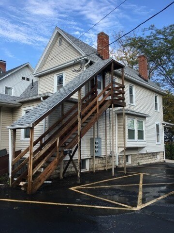 Building Photo - 208 S Arch St