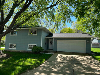 Building Photo - 3438 Chalet View Ln NW