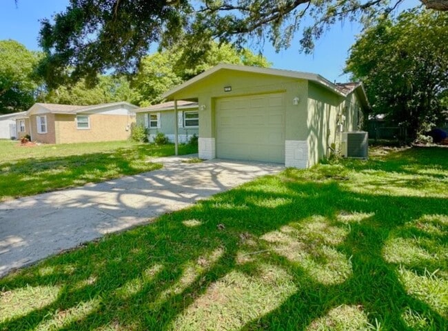 Building Photo - 5707 Quist Dr