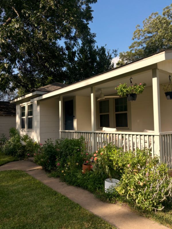 Foto del edificio - 1517 Live Oak St