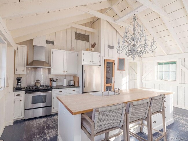 Building Photo - 29500 Main Rd