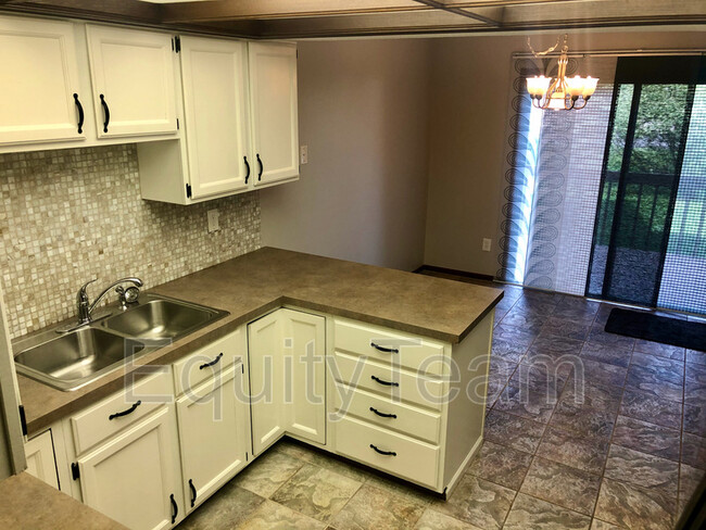 Building Photo - 7404 Timberview Dr