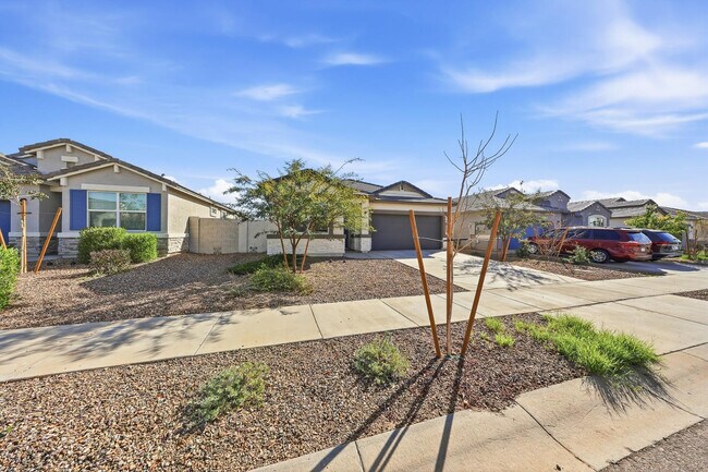 Building Photo - 25285 N 185th Ave