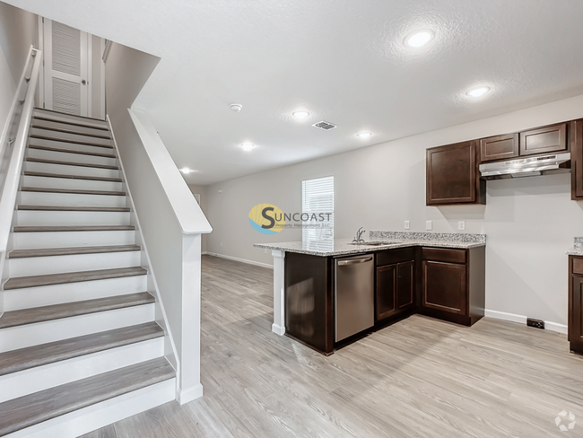Building Photo - 6145 Delmar Pl