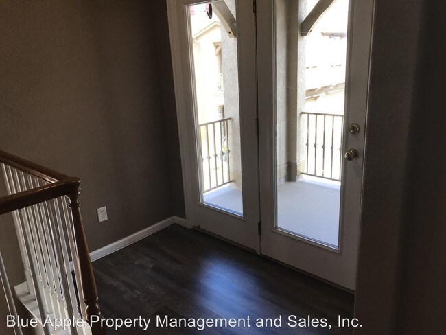 Building Photo - 2 br, 2 bath House - 10570 Parkington Ln #D32