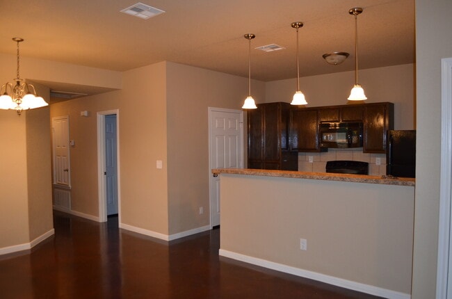 Building Photo - 1613Pontotoc