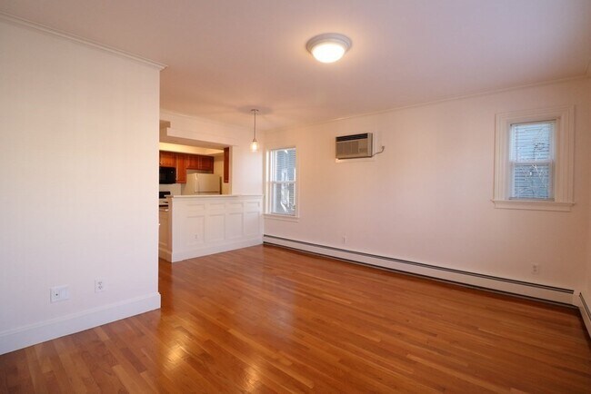 Foto del edificio - 30 Upland Rd