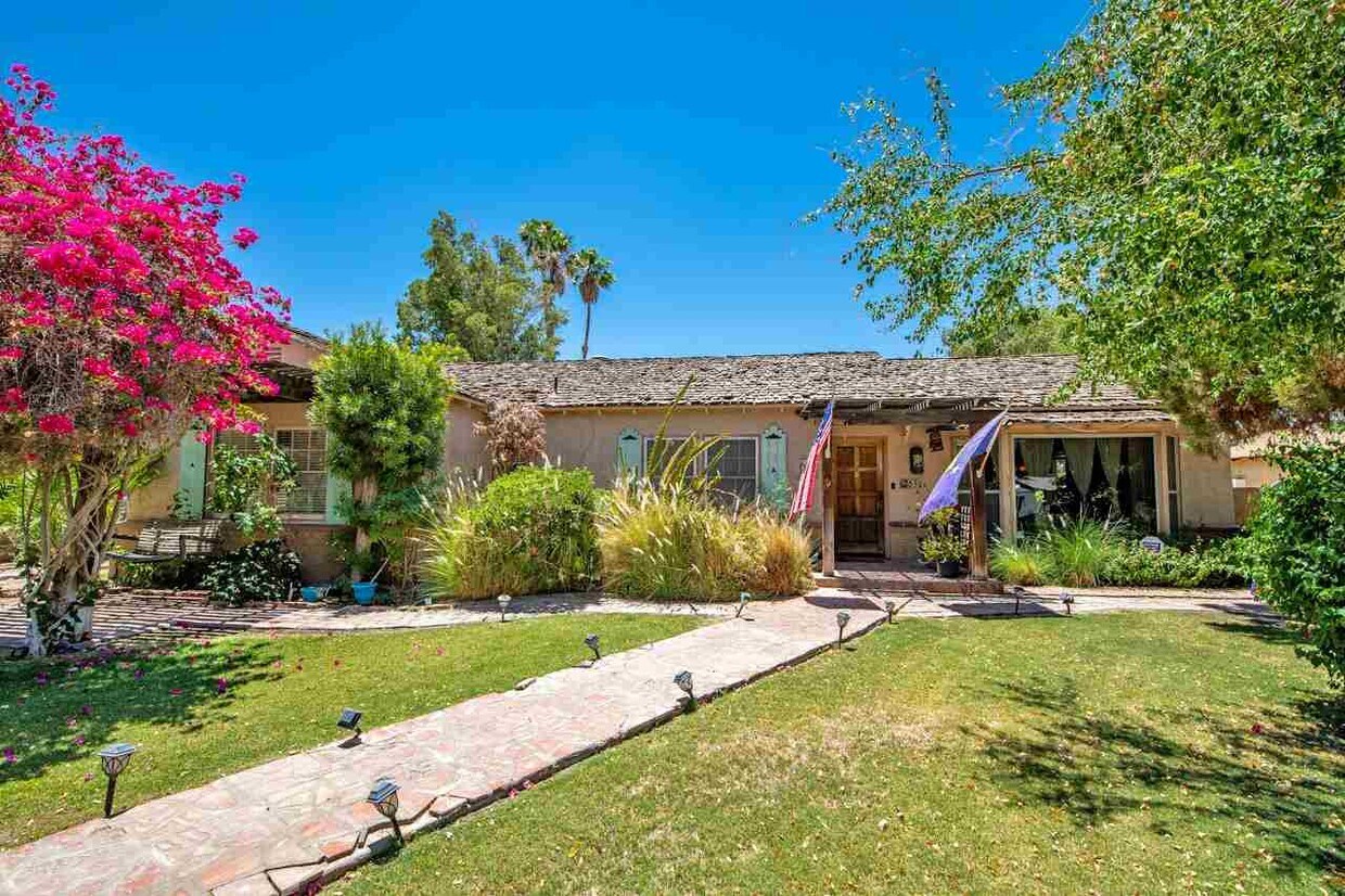 Foto principal - 632 S 8th Ave