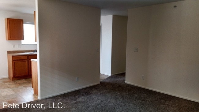 Building Photo - 3915 Ariel Ave