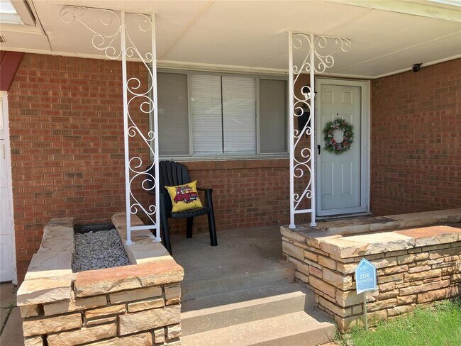 Building Photo - 217 Byrd Dr