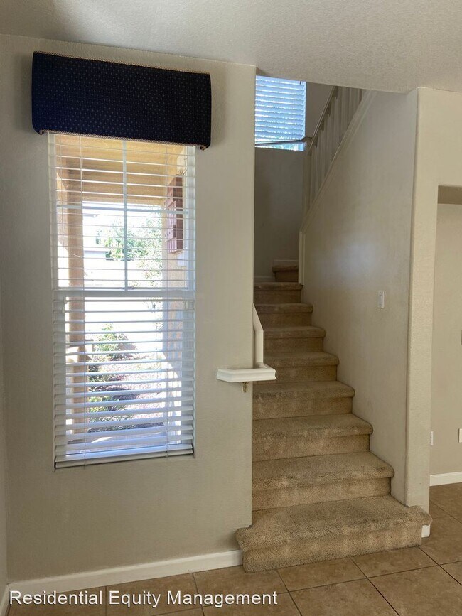 Foto del edificio - 3 br, 2.5 bath House - 588 Given Street