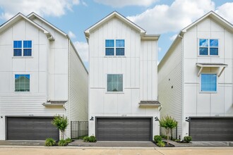 Building Photo - 6314 Chelsea Falls Ln