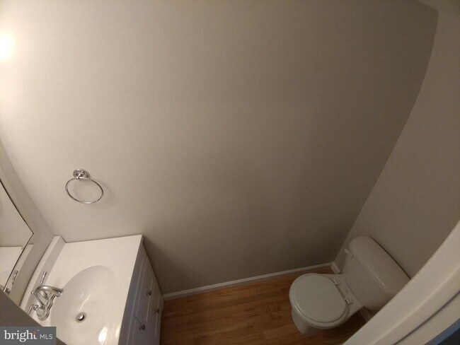 Building Photo - 1744 Laurance Ct