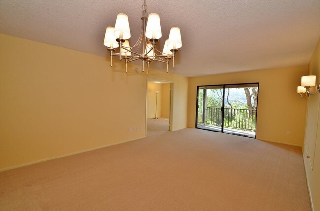 Building Photo - 614 Via Casitas