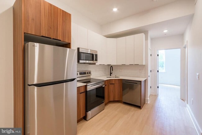 Foto del edificio - 4408 Lancaster Ave