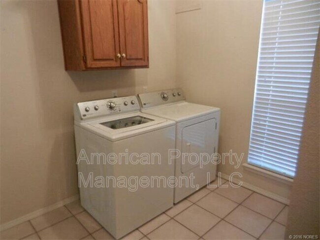 Foto del edificio - 11525 E 106th St N
