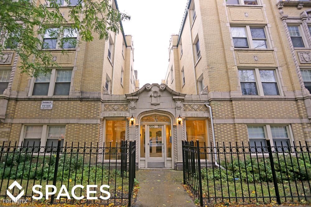 Primary Photo - 905 W Carmen Ave