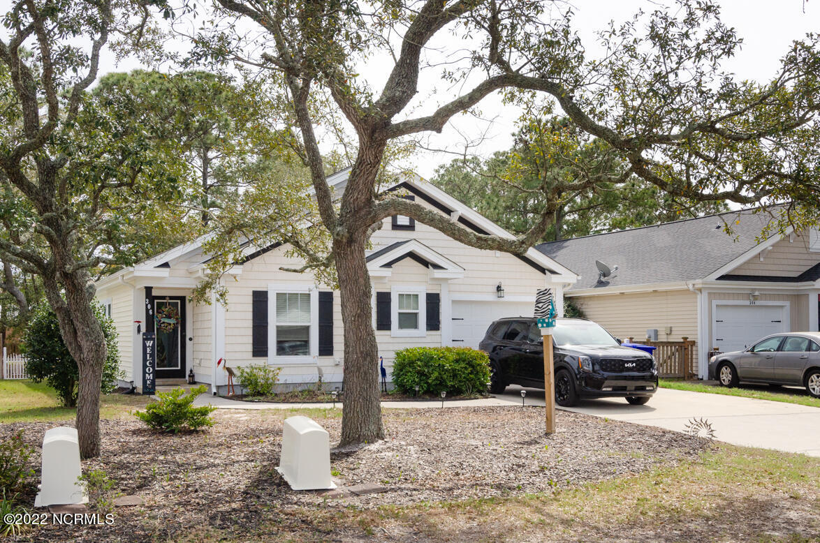 306 N 8th St, Carolina Beach, NC 28428 House for Rent in Carolina
