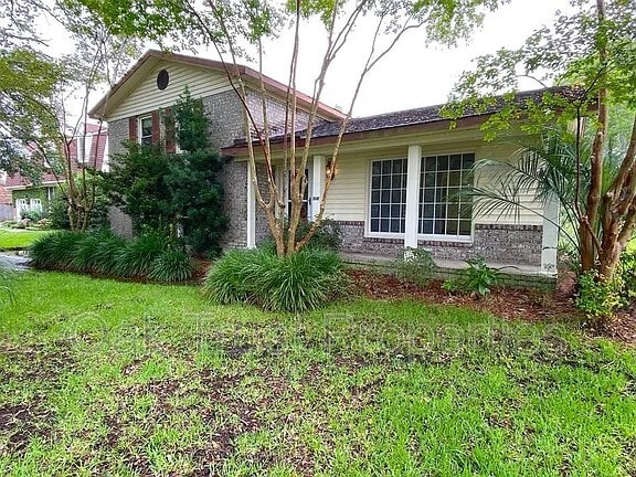 Photo - 1914 Capri Dr House