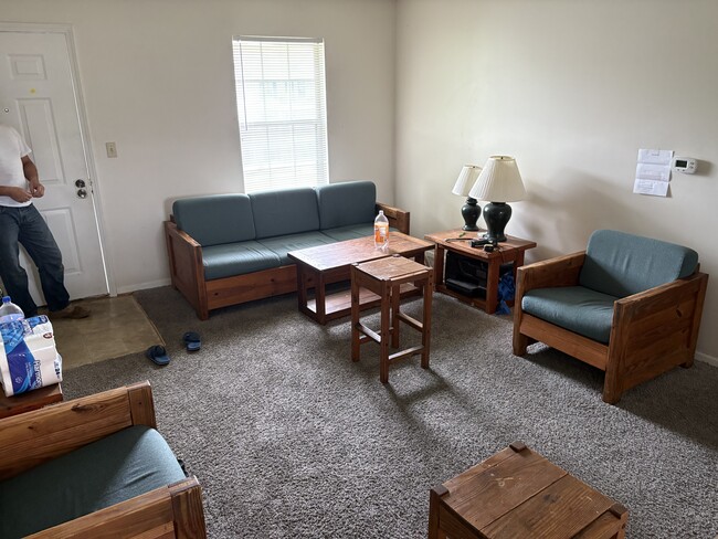 Building Photo - 15 S Shafer St