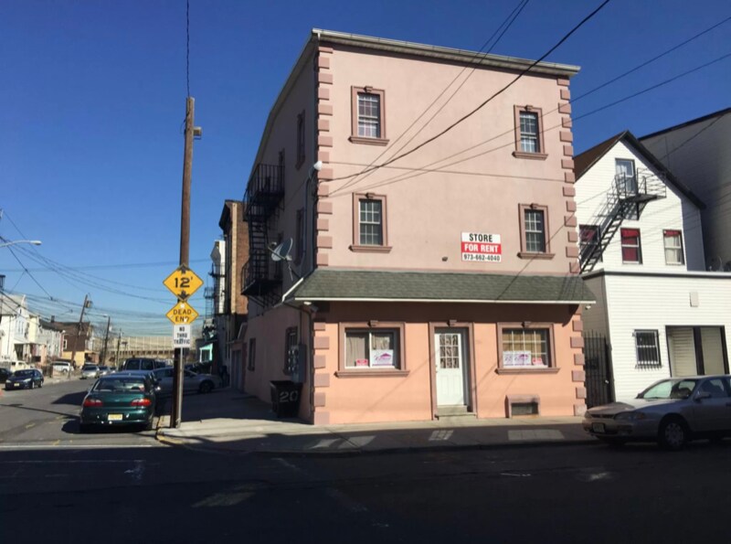 Primary Photo - 216 3rd St