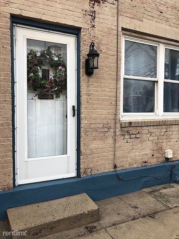 Primary Photo - 106 S 26th St