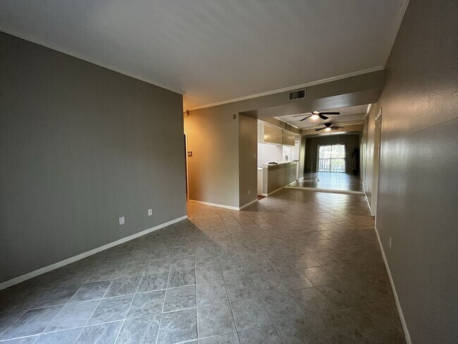 Foto del edificio - Adorable 1 bedroom, 1 bath Town-Home!!