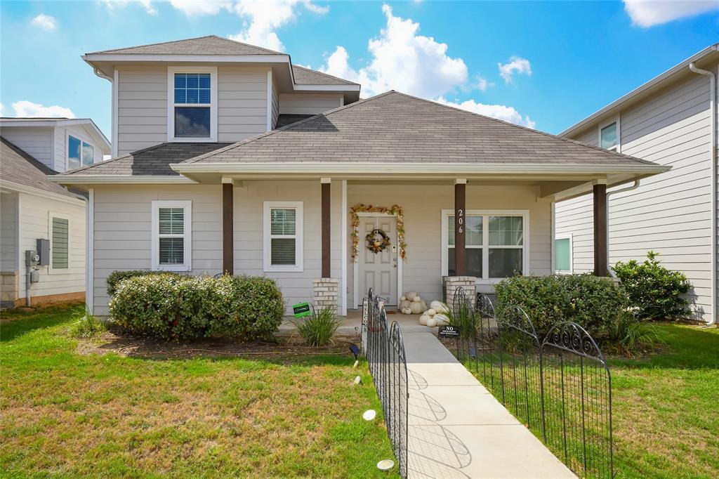 Foto principal - 206 Bent Creek Dr