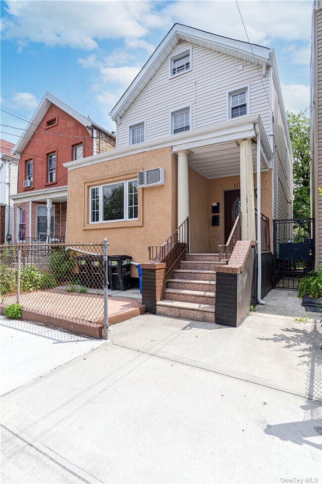 Building Photo - 115 Essex St