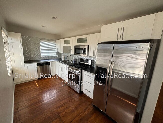 Foto del edificio - 528 N 2nd Ave