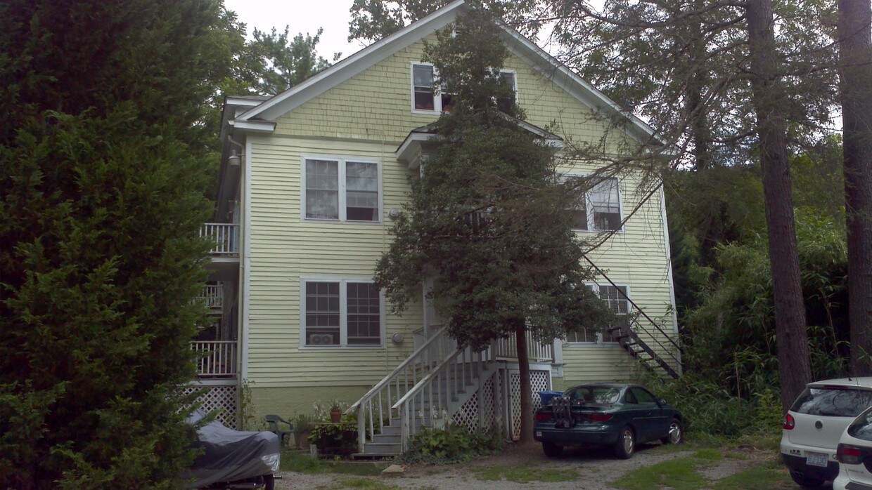 Primary Photo - 84 Edgemont Rd