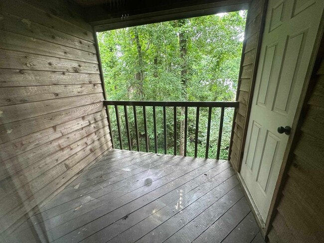 Foto del edificio - 2924 Woodrich Dr