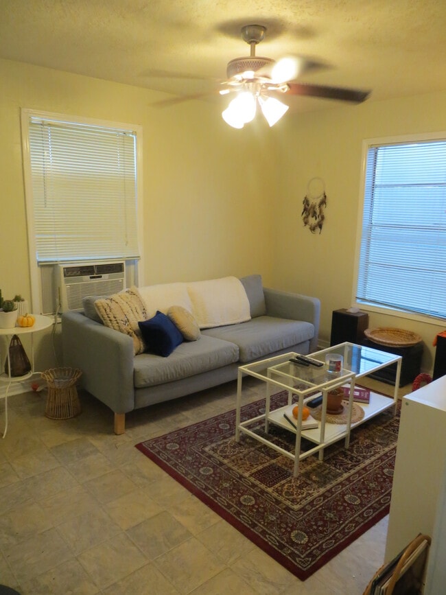 605 W Patton St, Houston, TX 77009 Apartments in Houston, TX