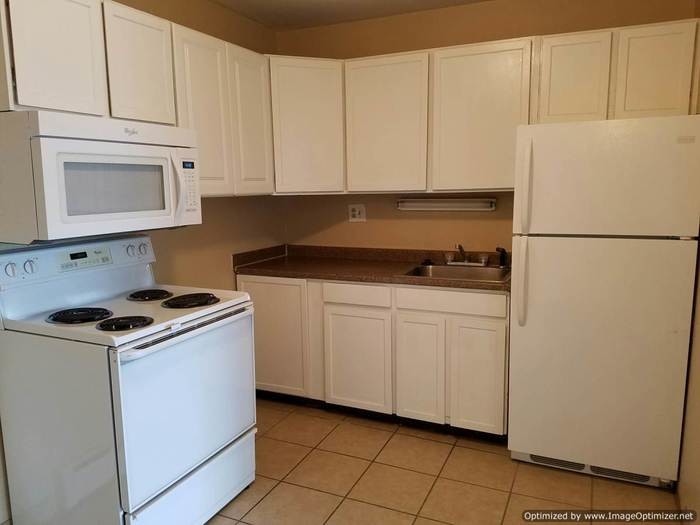 Primary Photo - 1726 Clemson Dr