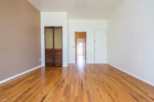 Building Photo - 1422 Dekalb Ave