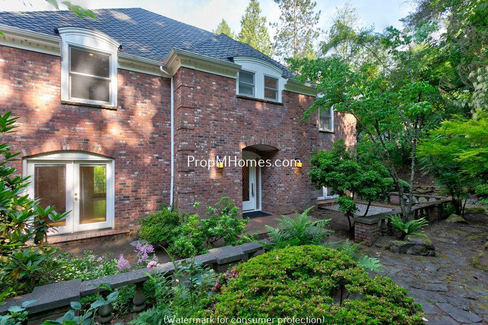 Foto principal - 1936 Palisades Lake Ct