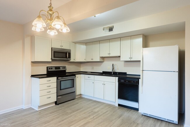 Foto del edificio - 3 br, 1.5 bath House - 111 Doncaster Lane
