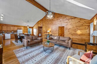 Building Photo - 65 Screech Owl Rd