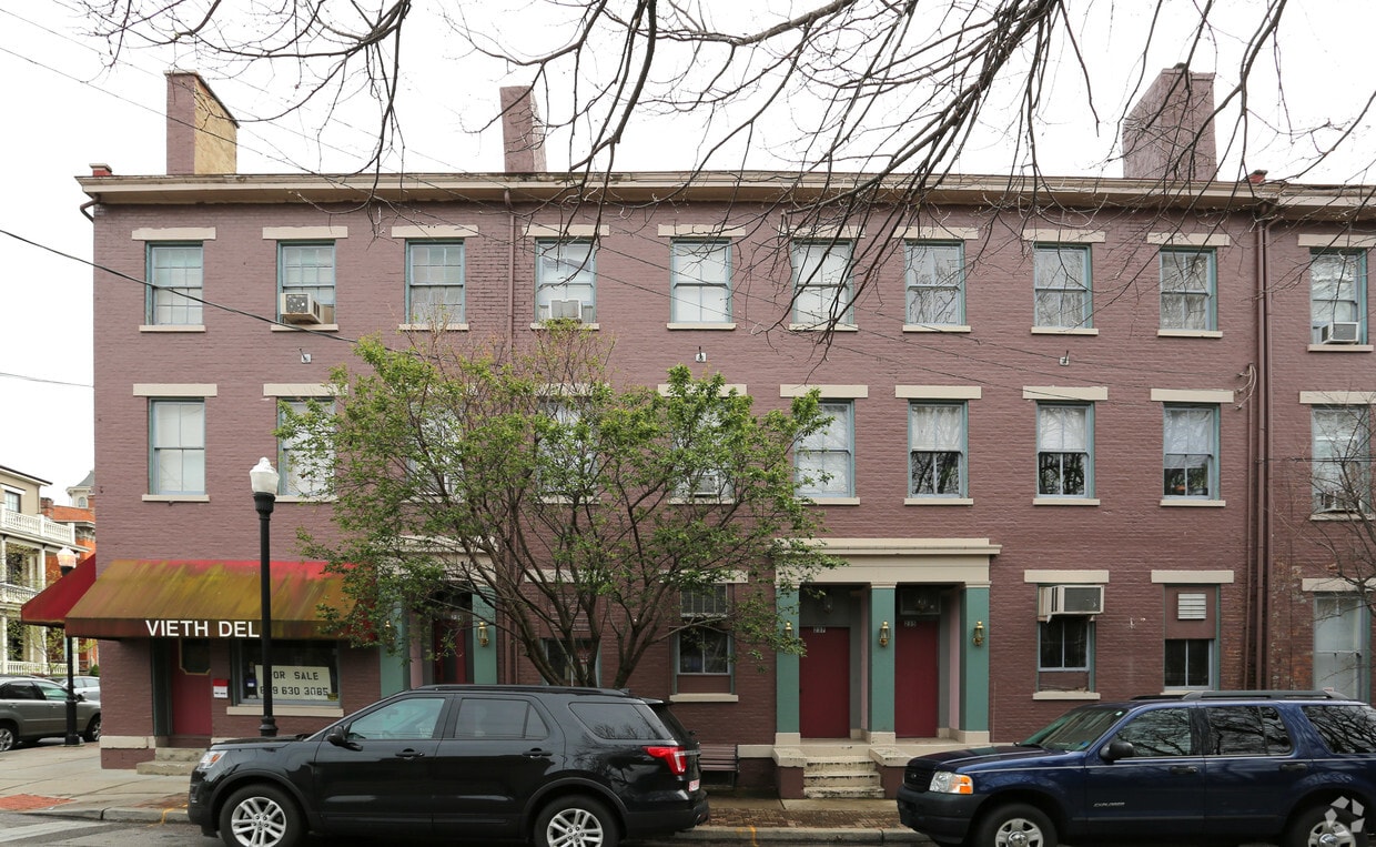 Foto del edificio - 229-233 E 3rd St