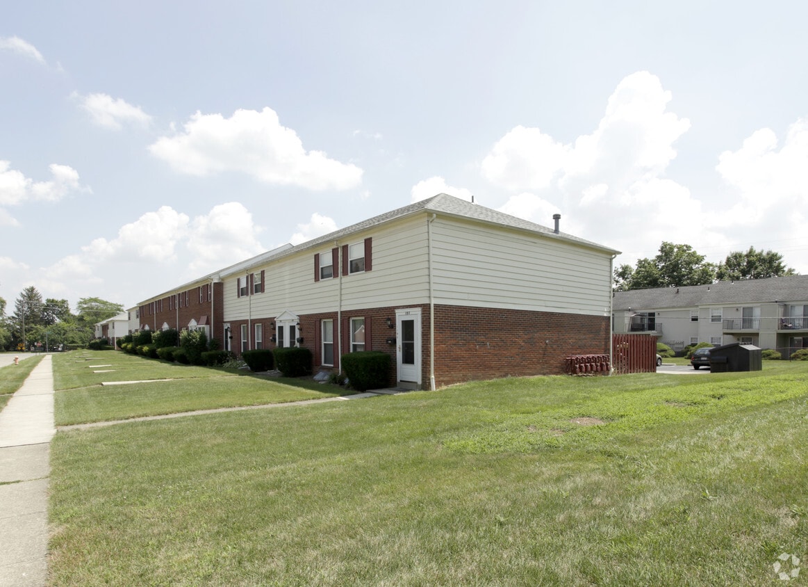 11691193 Weybridge Rd, Columbus, OH 43220 Apartments in Columbus, OH