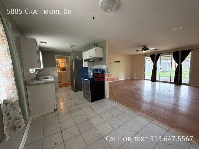 Building Photo - 5885 Craftmore Dr