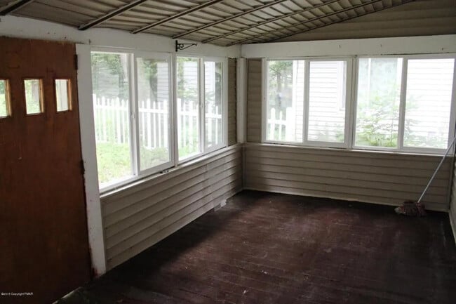 Building Photo - 108 Midway Pines Ln