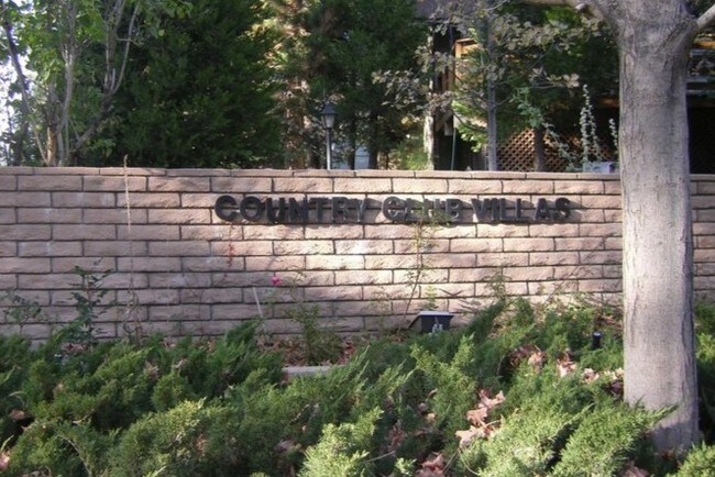 Foto del edificio - 180 Grass Valley Rd