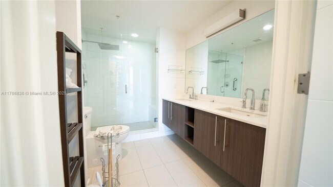 Foto del edificio - 7661 NW 114th Pl