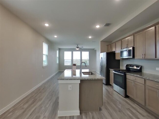 Foto del edificio - 509 Raglands Rd