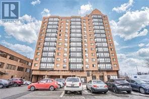 Building Photo - 25-425 Agnes St